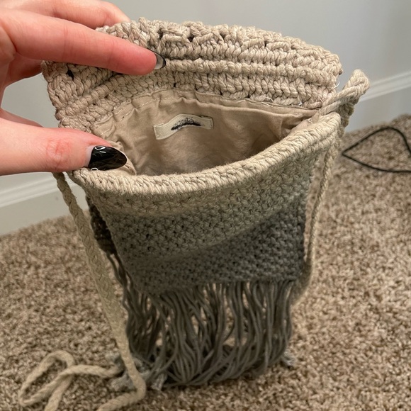 Ecote Ombré Macrame Crossbody Purse - Picture 4 of 4